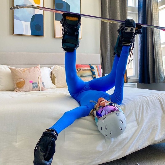 @Halfdays  base layer set ski snowboard leggings and top  in color blue - Picture 9 of 11
